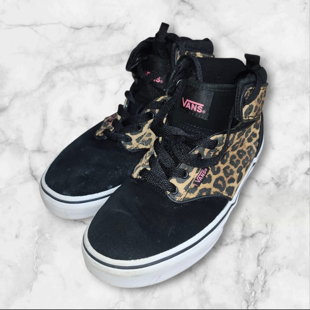 Girls Vans Leopard Print High Top Sneakers
